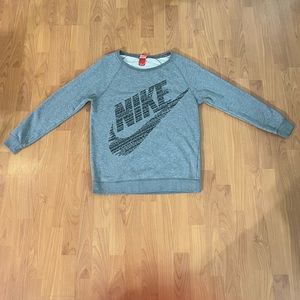 Nike crewneck